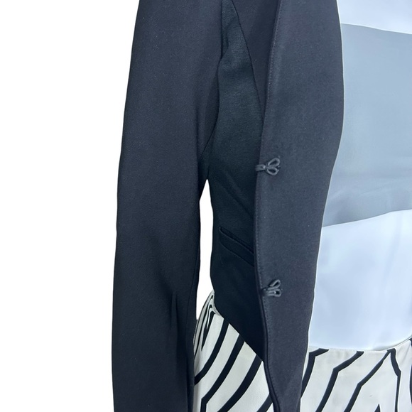 Alice + Olivia Black Cropped Blazer XS Modern Minimalist Art Deco Event Jacket - Picture 9 of 14